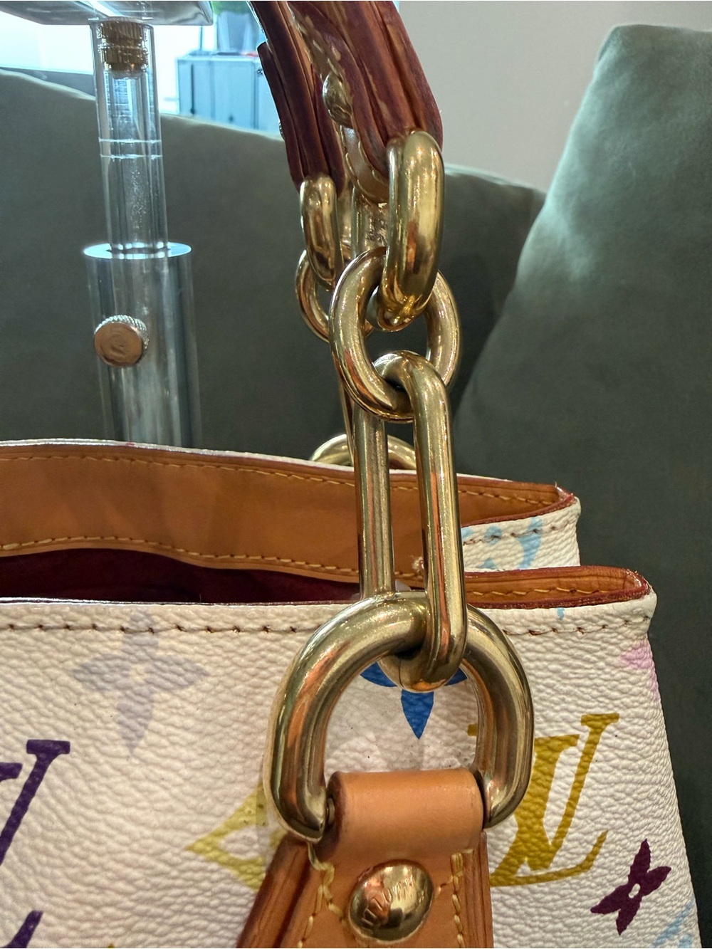Good Auth Louis Vuitton Audra Monogram Multicolor Handbag White - Picture 4 of 13